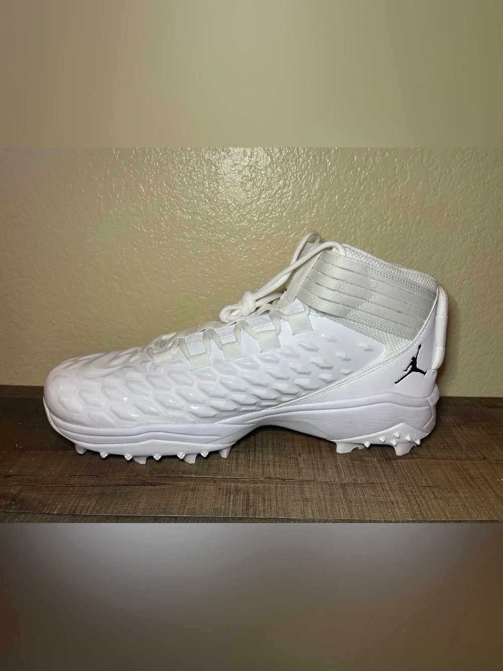 Jordan Force Savage Pro 2 Shark Football Cleats. - Size 15 Men.